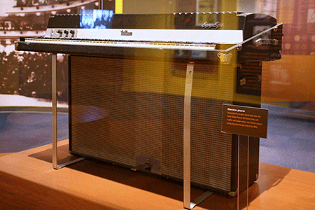 Fender Rhodes Suitcase 88